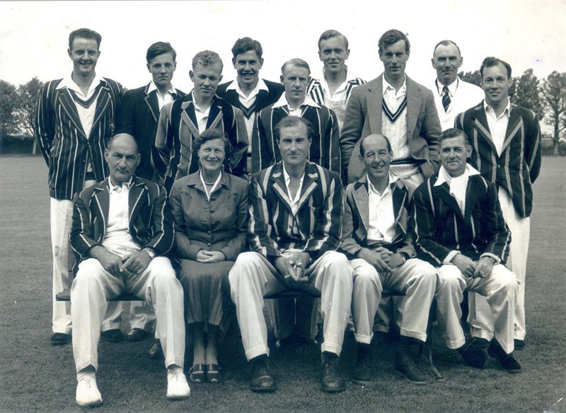 Team with Murial001.jpg